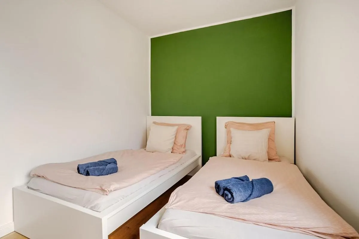 Gemuetliche Grosse Ferienwohnung Hannover Apartment